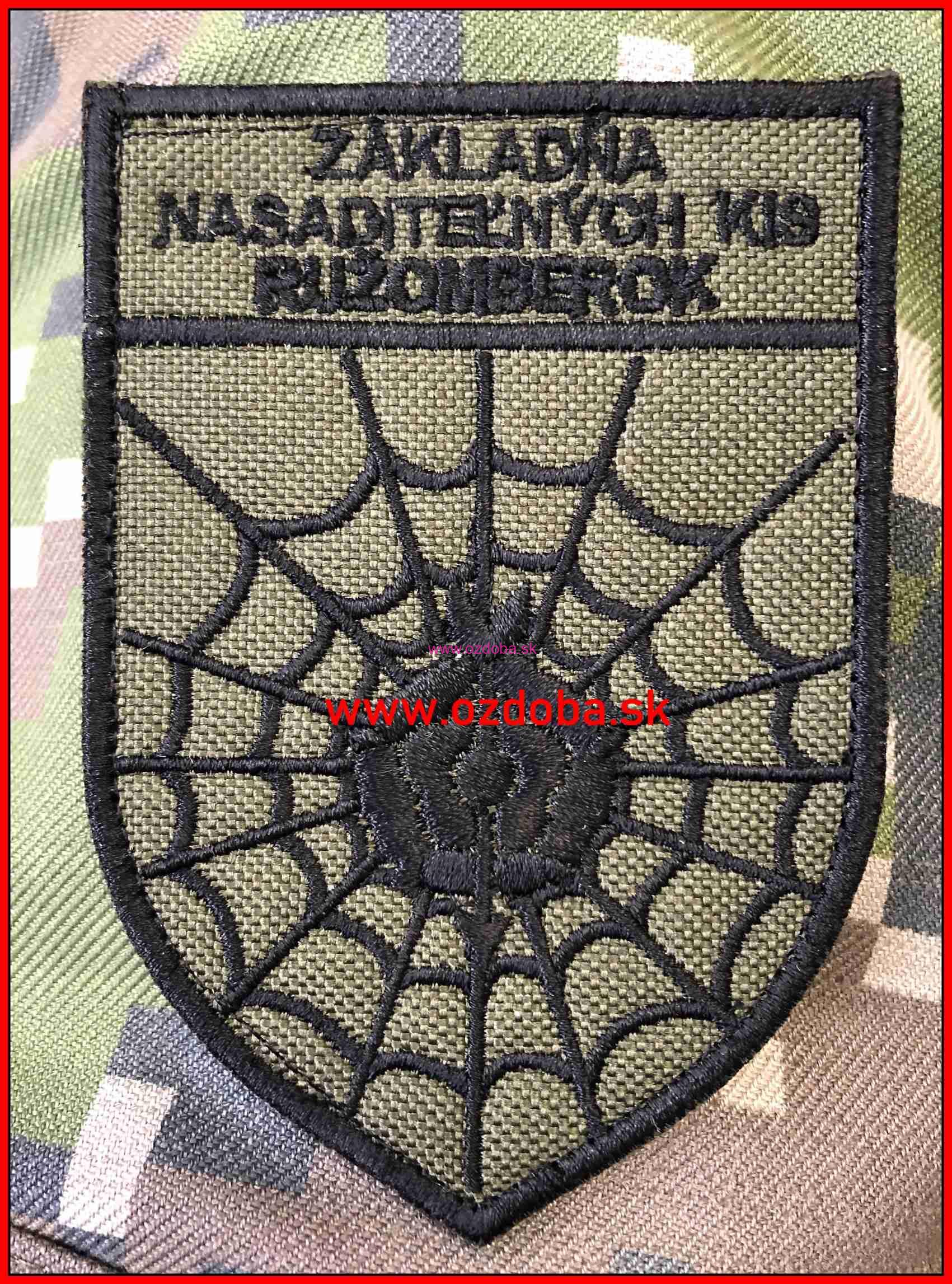Znak základňa nasaditeľných KIS RUŽOMBEROK zelený nový typ