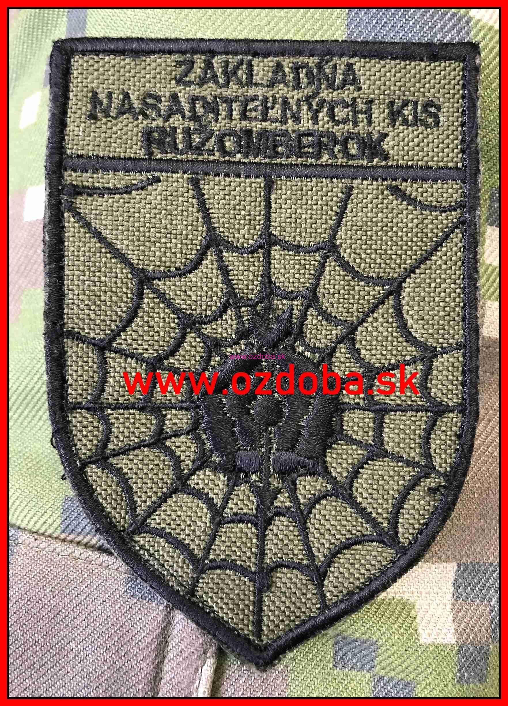 Znak základňa nasaditeľných KIS RUŽOMBEROK farebný starý typ